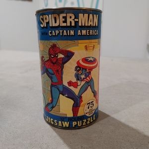 Vintage Spiderman round puzzle